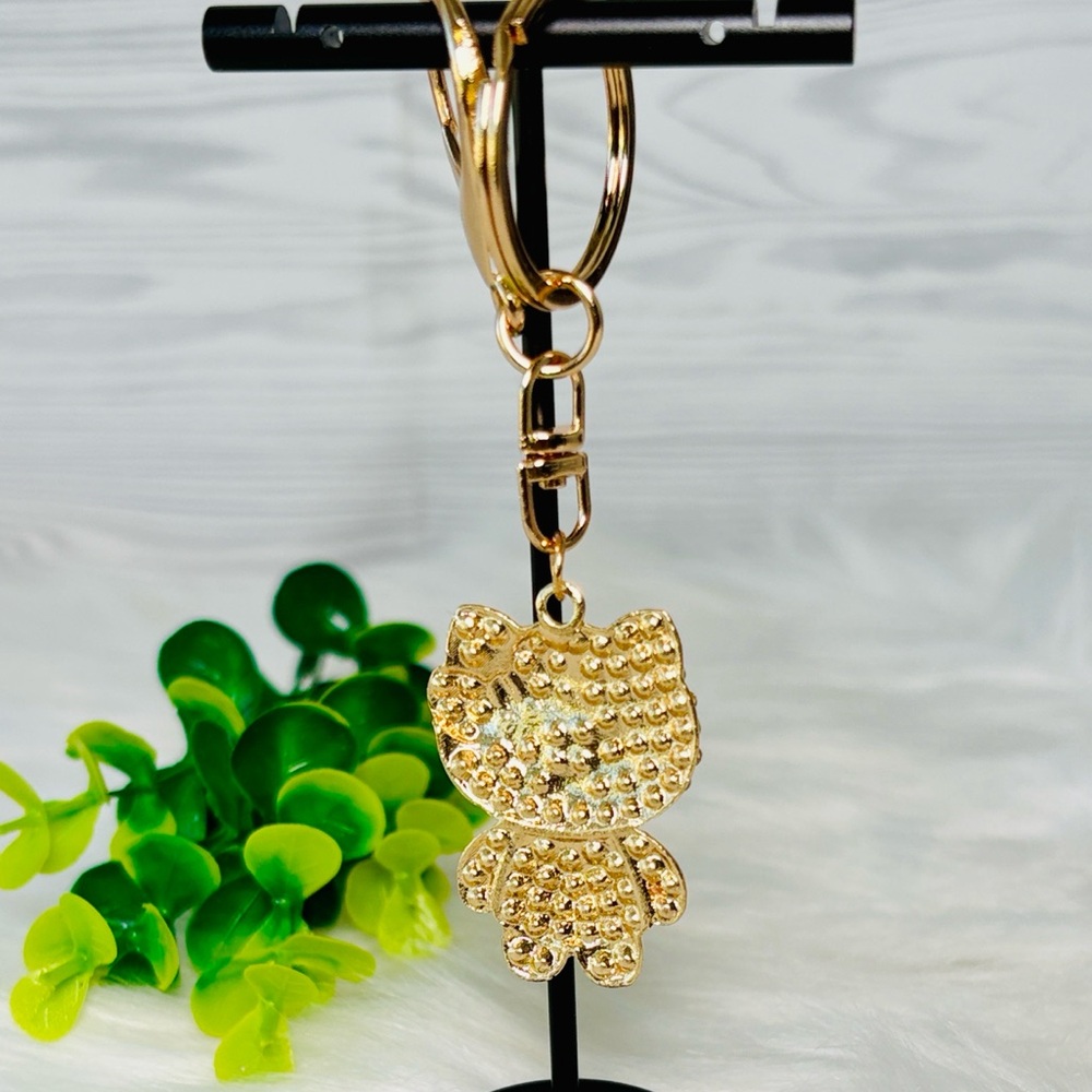 Hello Kitty Red Keychain/Bag Charm - Picture 9 of 10